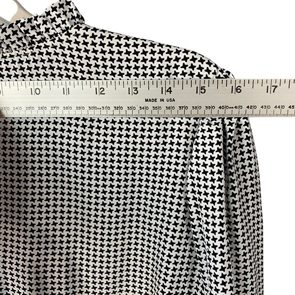 Zara Woman Blouse Top Long Sleeve Mock ruffle trim Neck Black White Star Print M - Picture 7 of 8